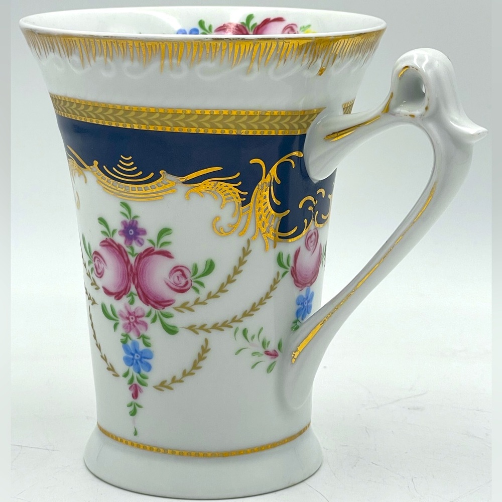 Royal Scotland:Porcelain Coffee Mug /Tea Cup w/Hand Painted Floral & Gilded Trim